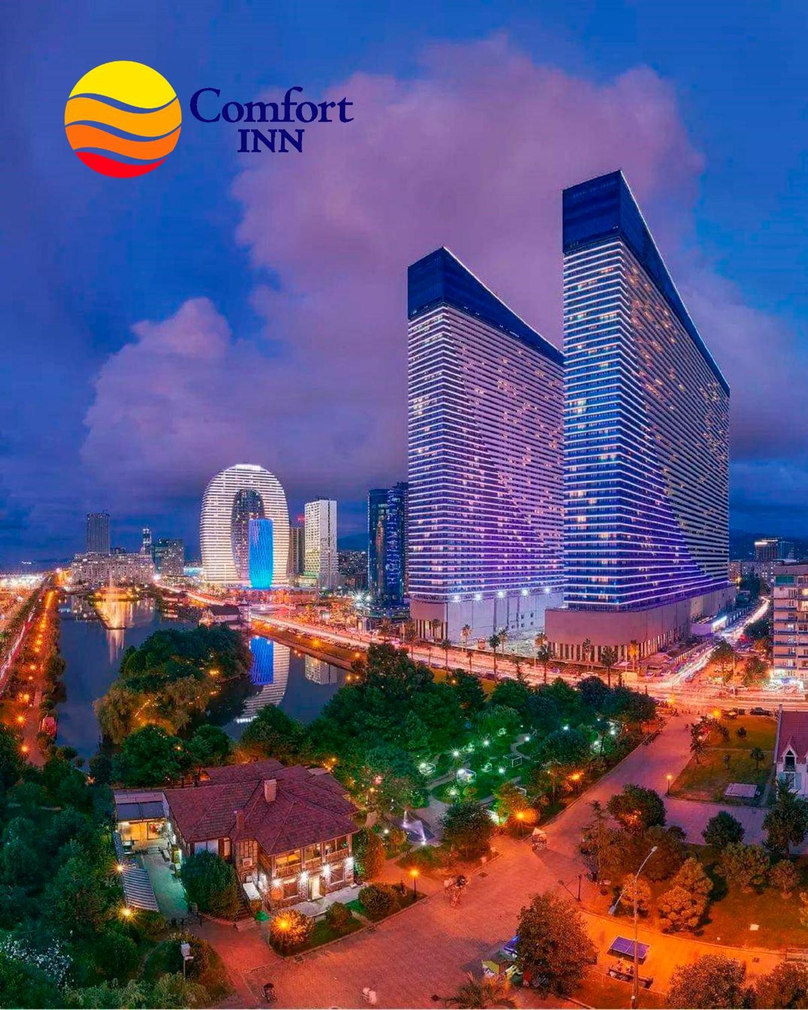 Comfort Inn ☆ Orbi City Batumi Luaran gambar