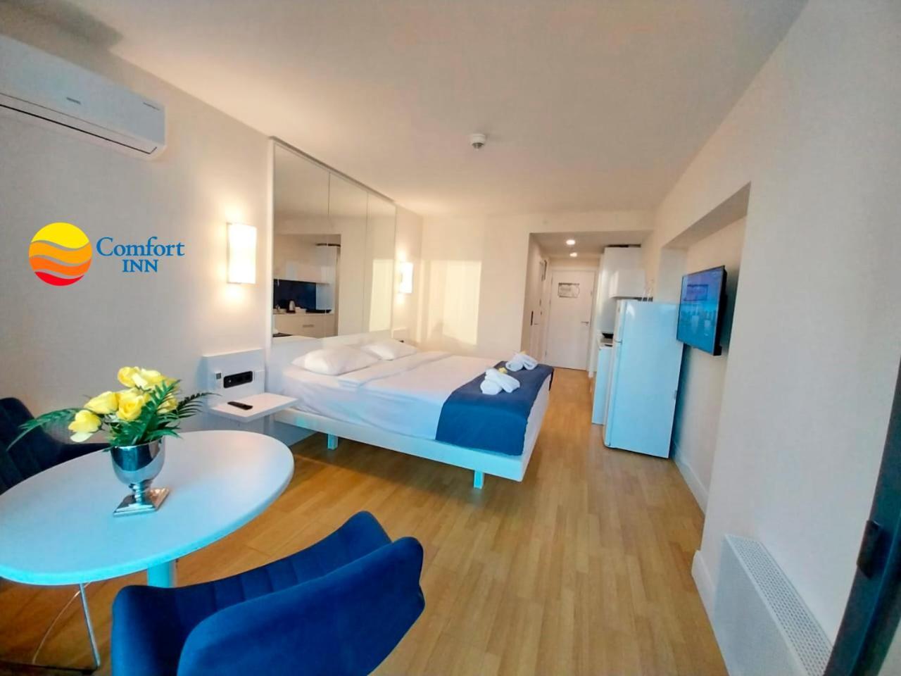 Comfort Inn ☆ Orbi City Batumi Luaran gambar