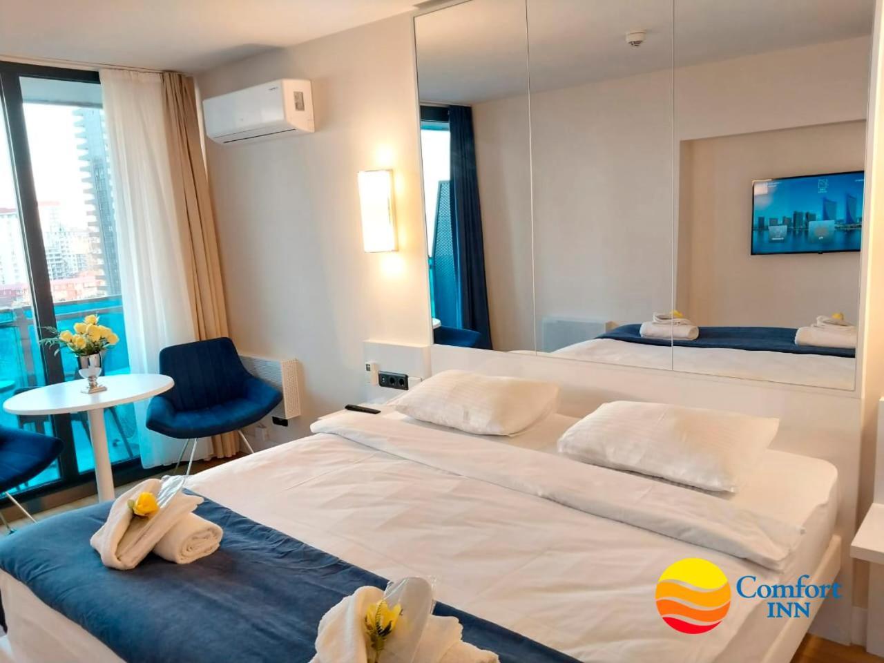 Comfort Inn ☆ Orbi City Batumi Luaran gambar