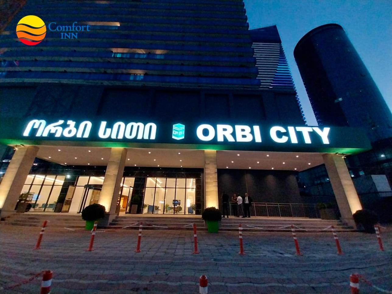 Comfort Inn ☆ Orbi City Batumi Luaran gambar