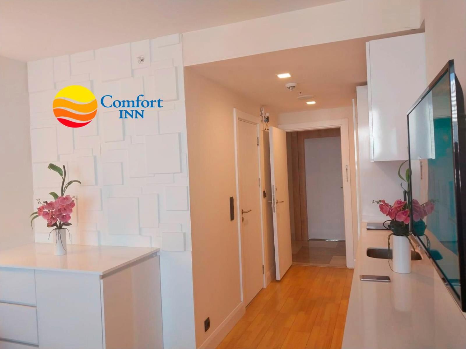 Comfort Inn ☆ Orbi City Batumi Luaran gambar